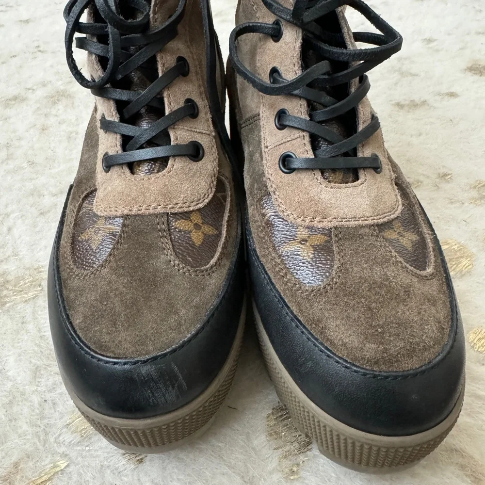 Laureate Platform Desert Boot - Picture 5 of 13